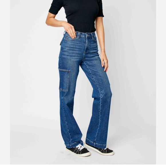 Judy Blue Denim - Judy Blue Medium‎ Blue Wide Leg, High Rise, Cargo, Button Flap Back Pockets 7/28